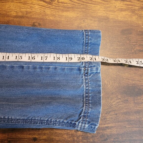 Eddie Bauer Cargo Capri Jeans 4 Mercer Fit Mid Rise Flap Pockets Cotton - Picture 7 of 9